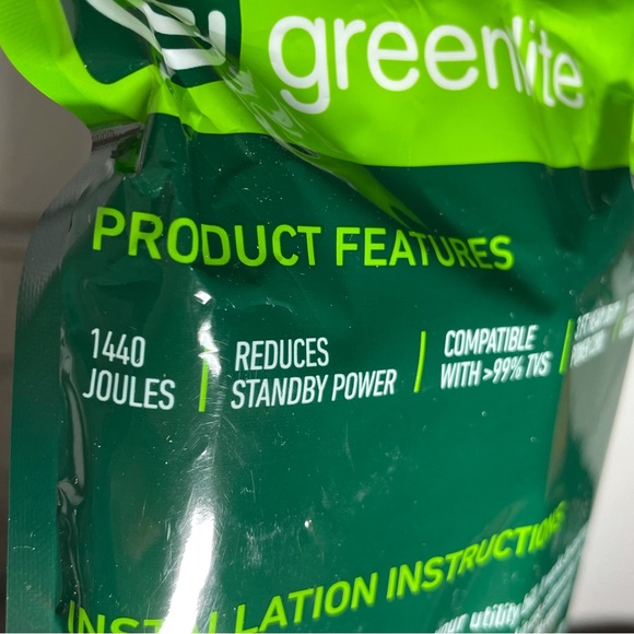 One Greenlite Tier 1 Advanced 7 Outlet Surge Power Strip 1440 Joules For TV, PC - Picture 15 of 16